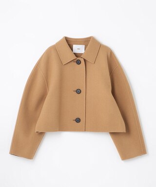 百々千晴、クロップドジャケット