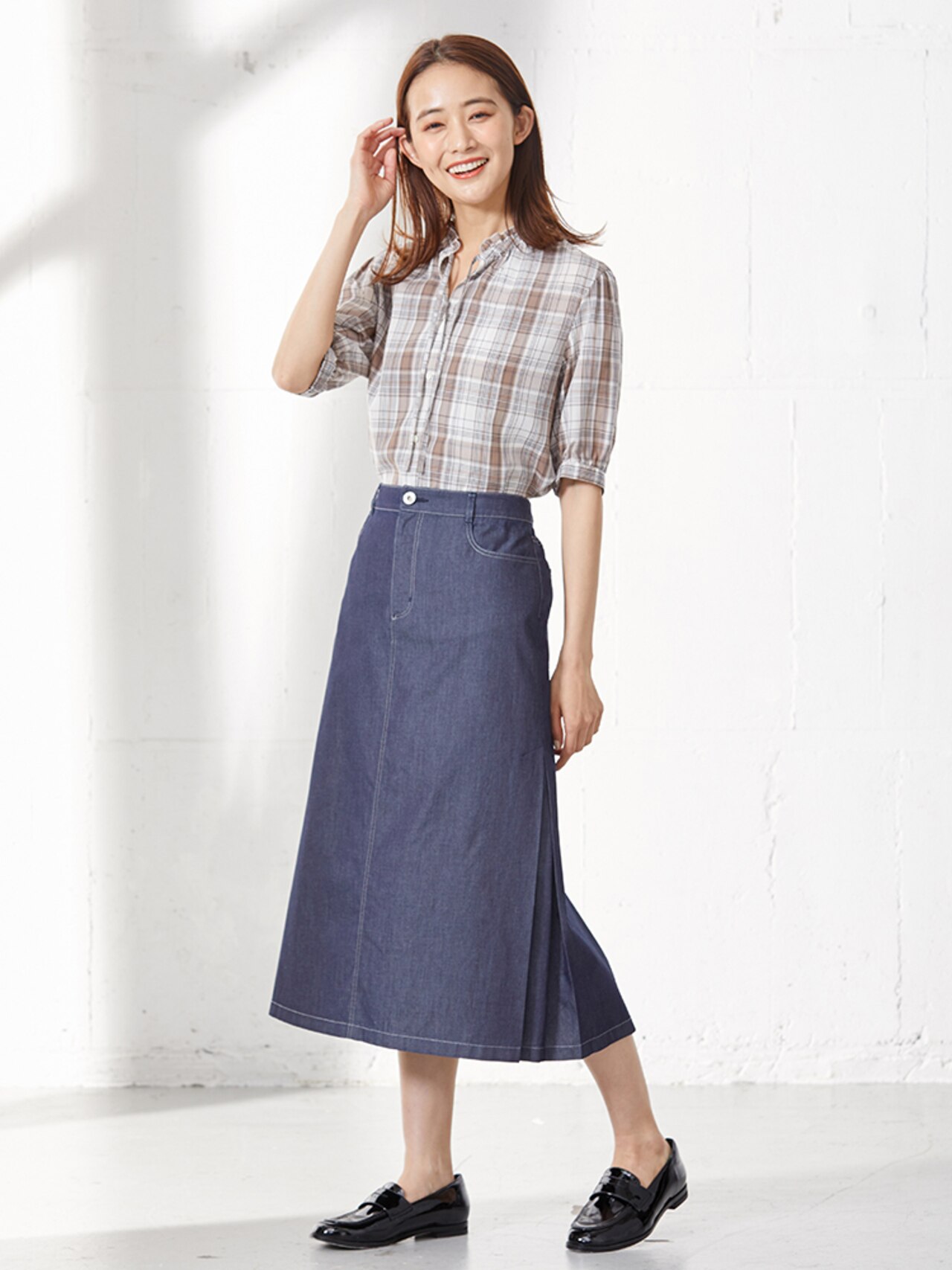 チェックブラウス