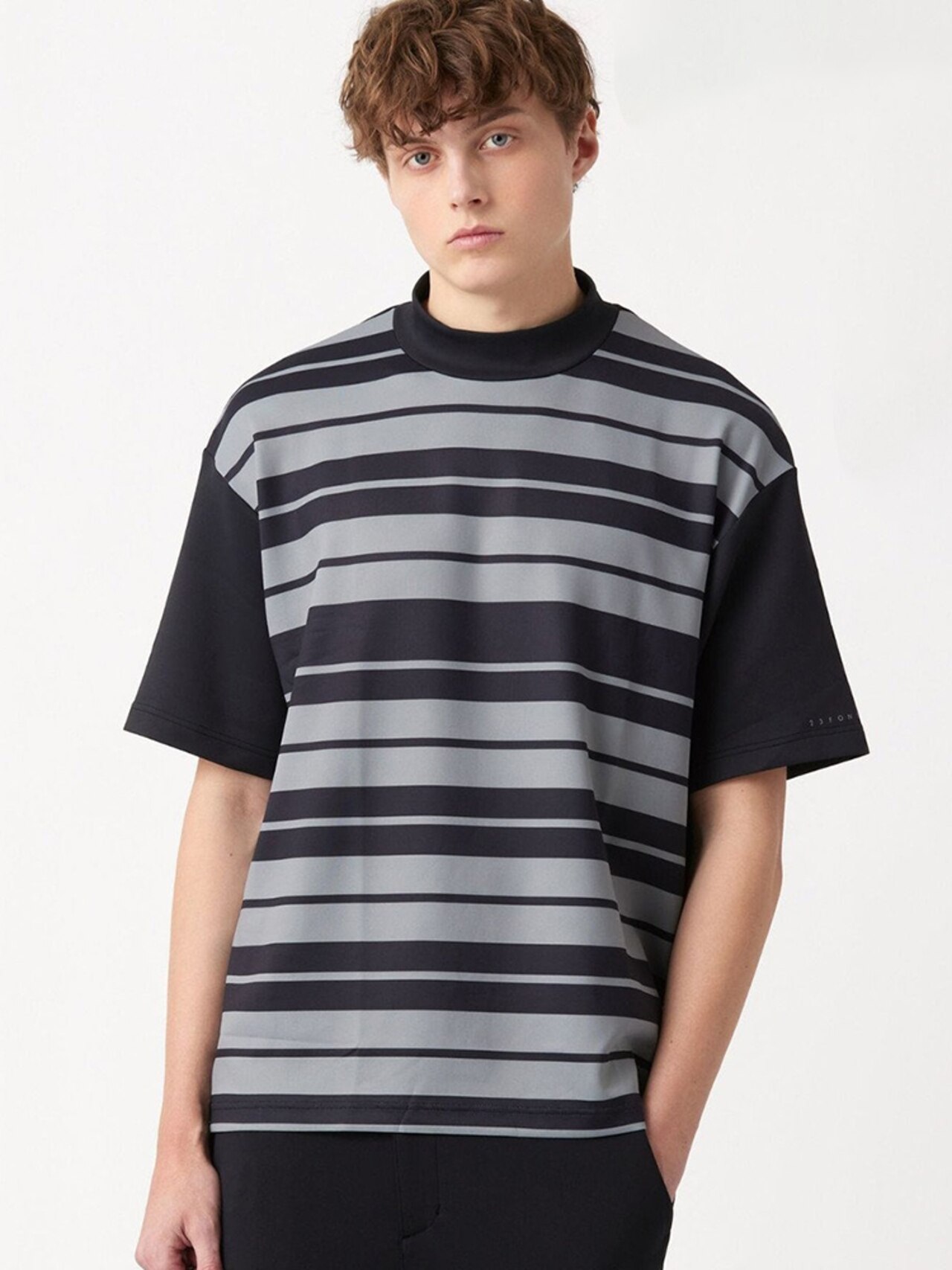 ボーダー モックネック