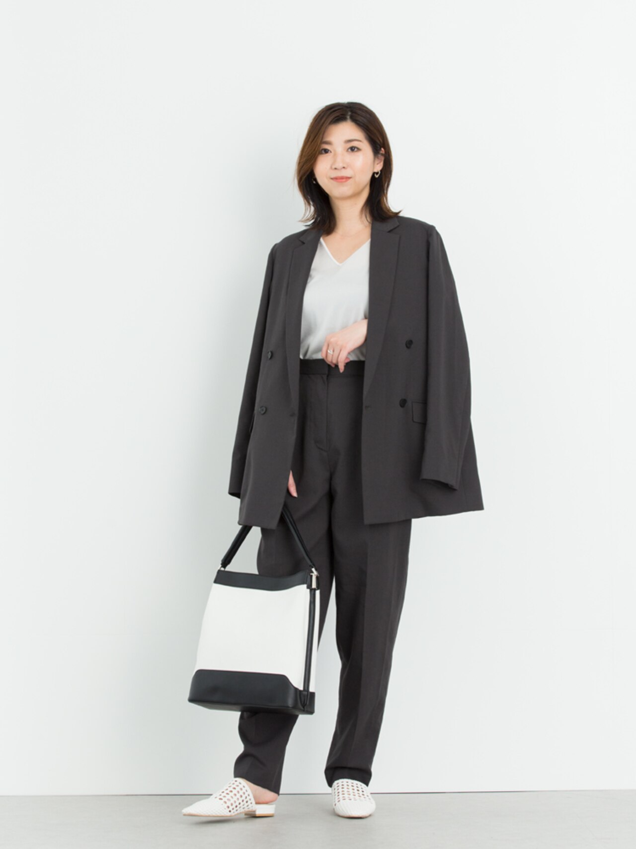 いま“本当に必要な”服って？着回し力抜群トップス