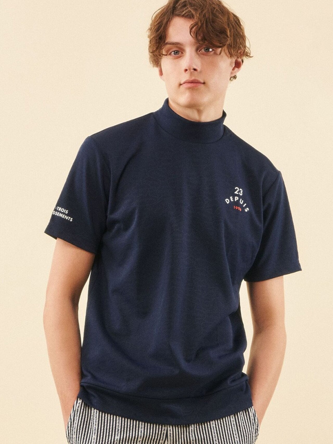 ＹＥＬＬ柄ジャガード モックネック