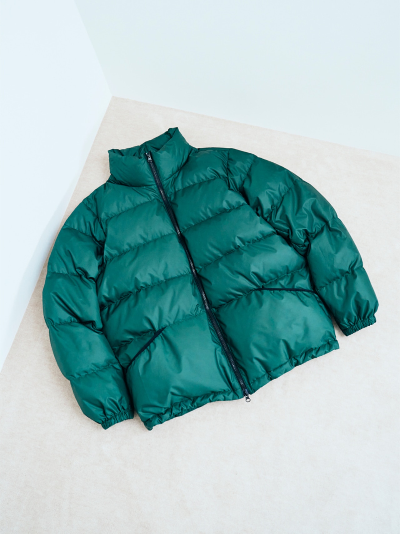 TAION×UNFILO スタンドダウン