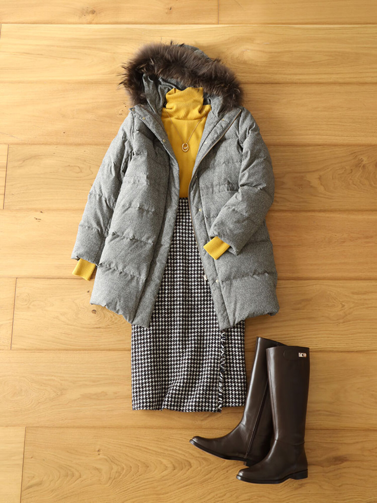 本格ダウンで冬支度 LUXE/LIMONTA DOWN | ONWARD CROSSET