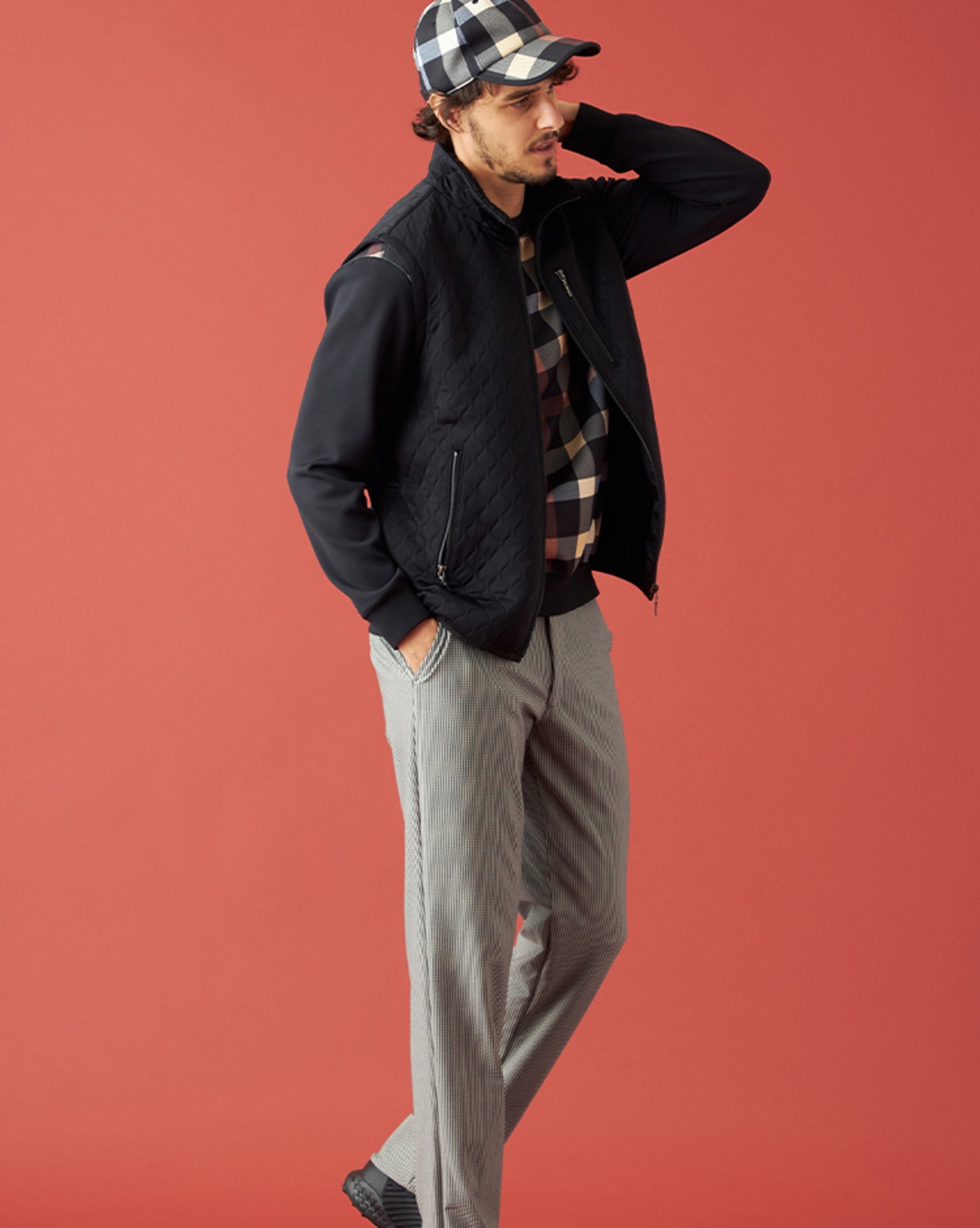 DAKSGOLF,ゴルフアウター,MENS,メンズ,キルティング,キルト素材,ジャケット,防寒,冬ゴルフ,ウィンタースポーツ,旅行,スポーツ,ブラック,全身