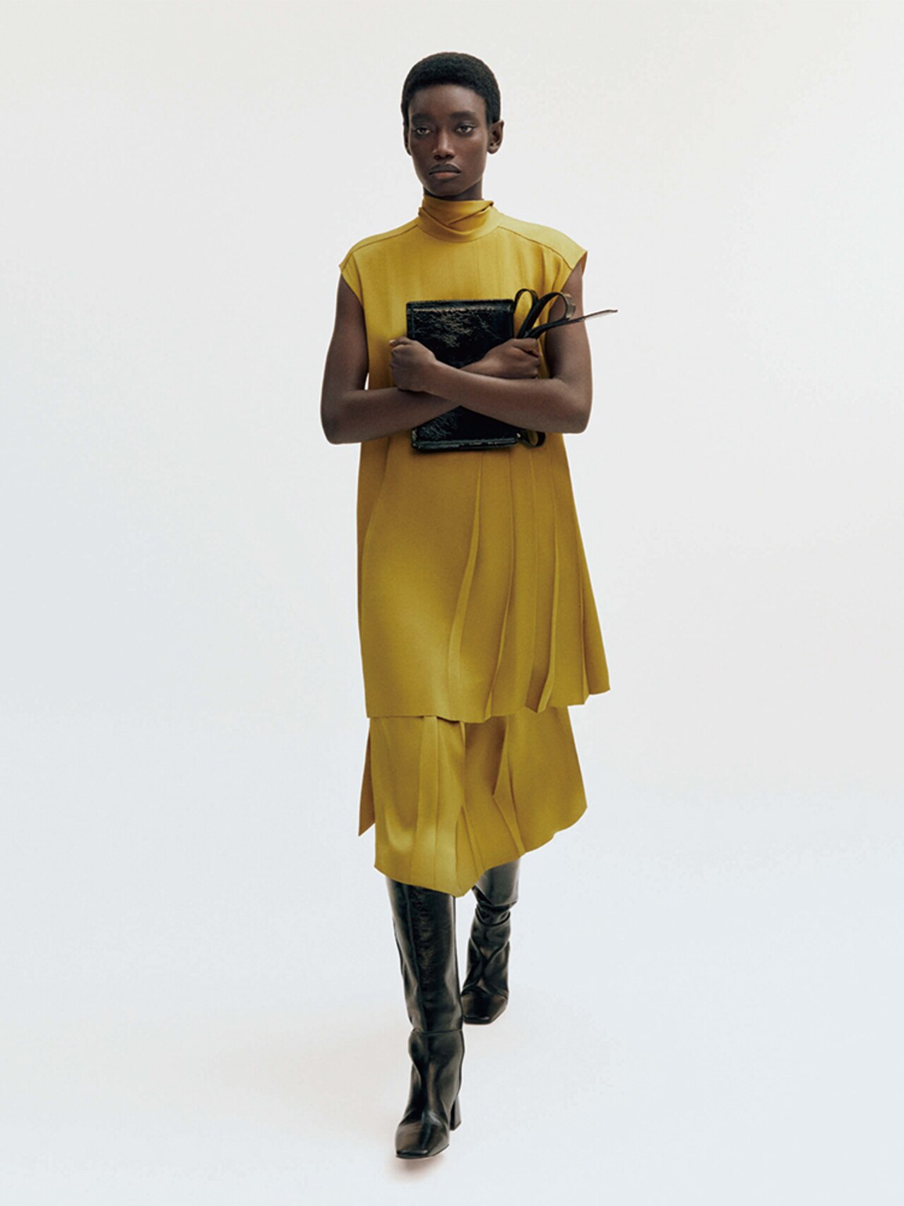 JOSEPH AUTUMN WINTER 2025 | ONWARD CROSSET
