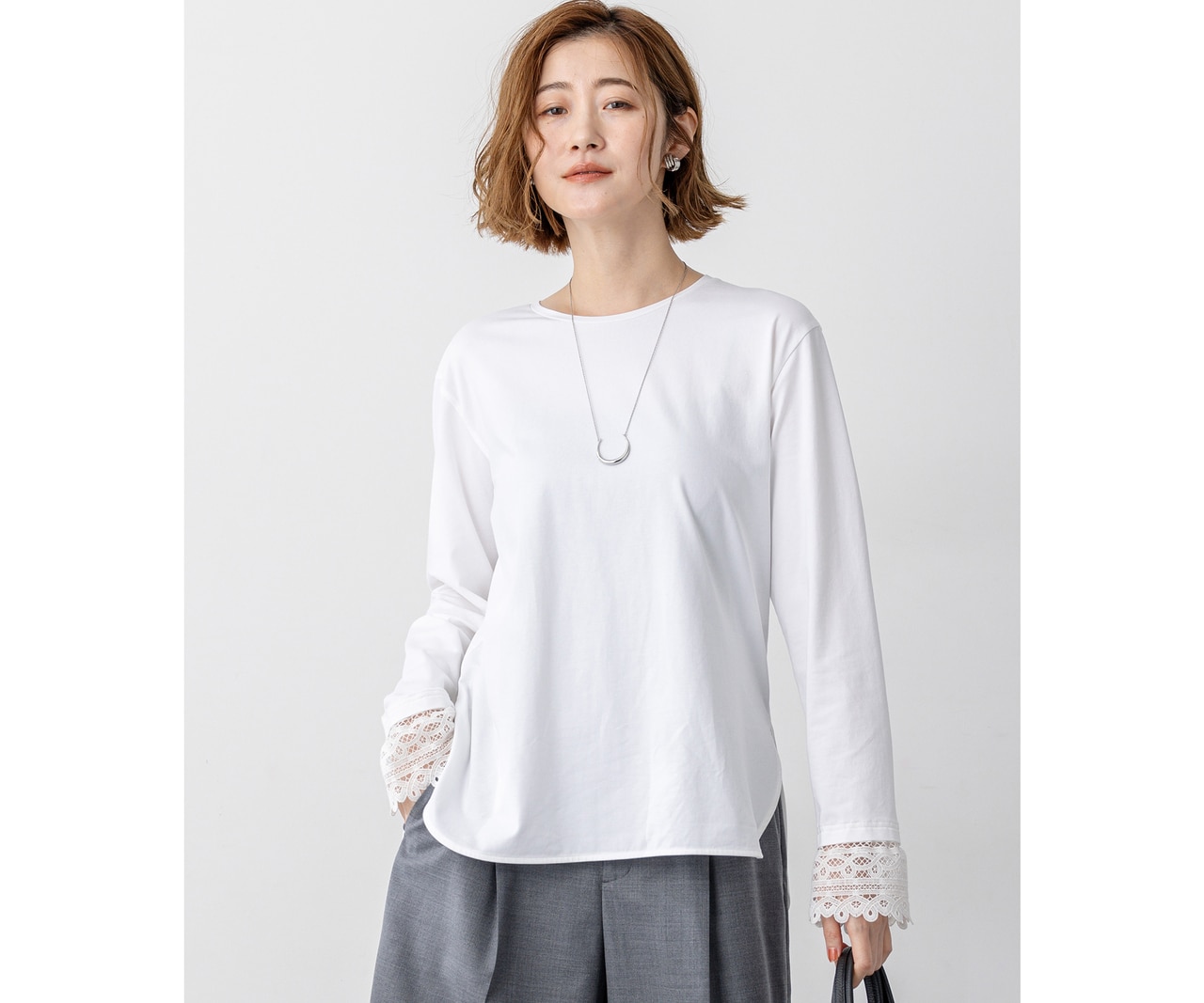 袖レースカットソー
