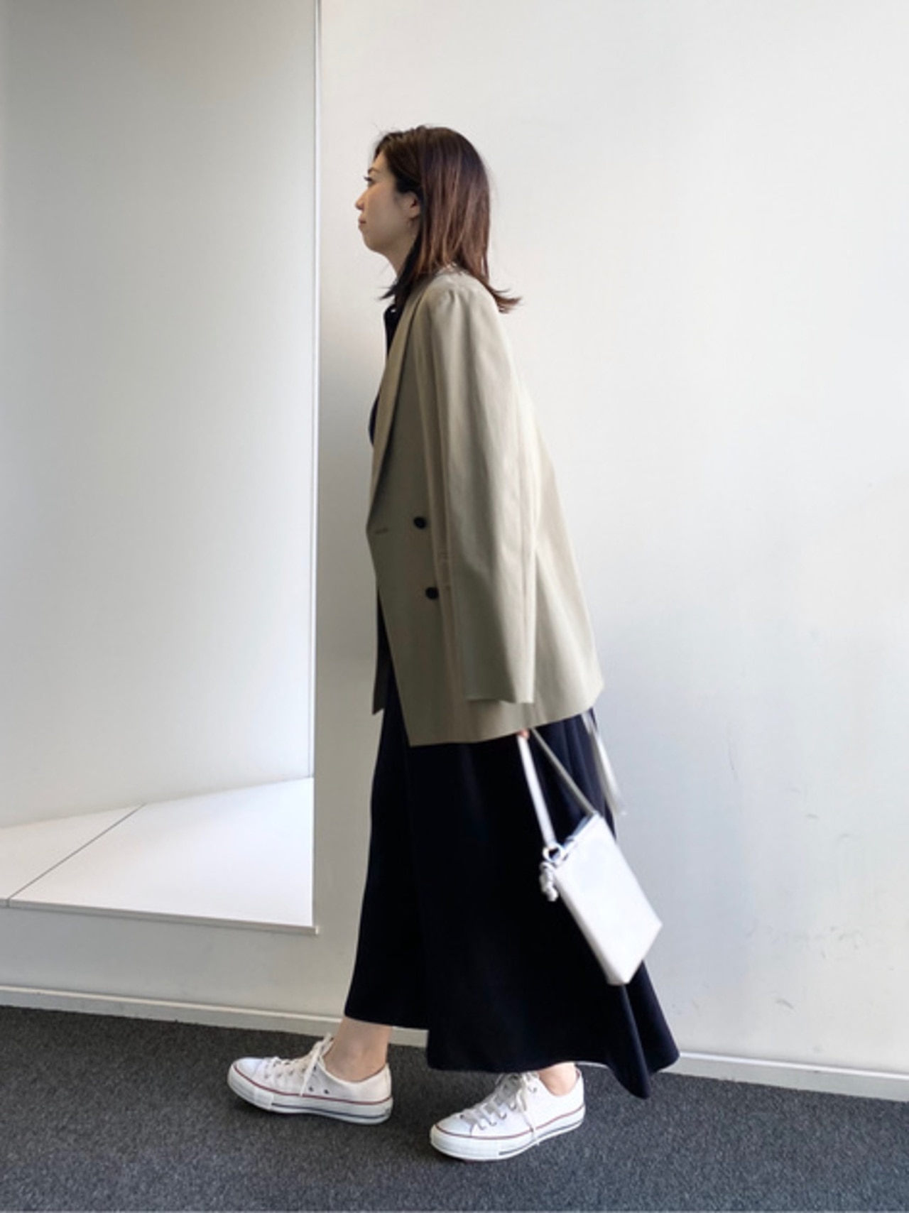 【体型カバーに悩んだら】Iラインを意識した着やせコーデ