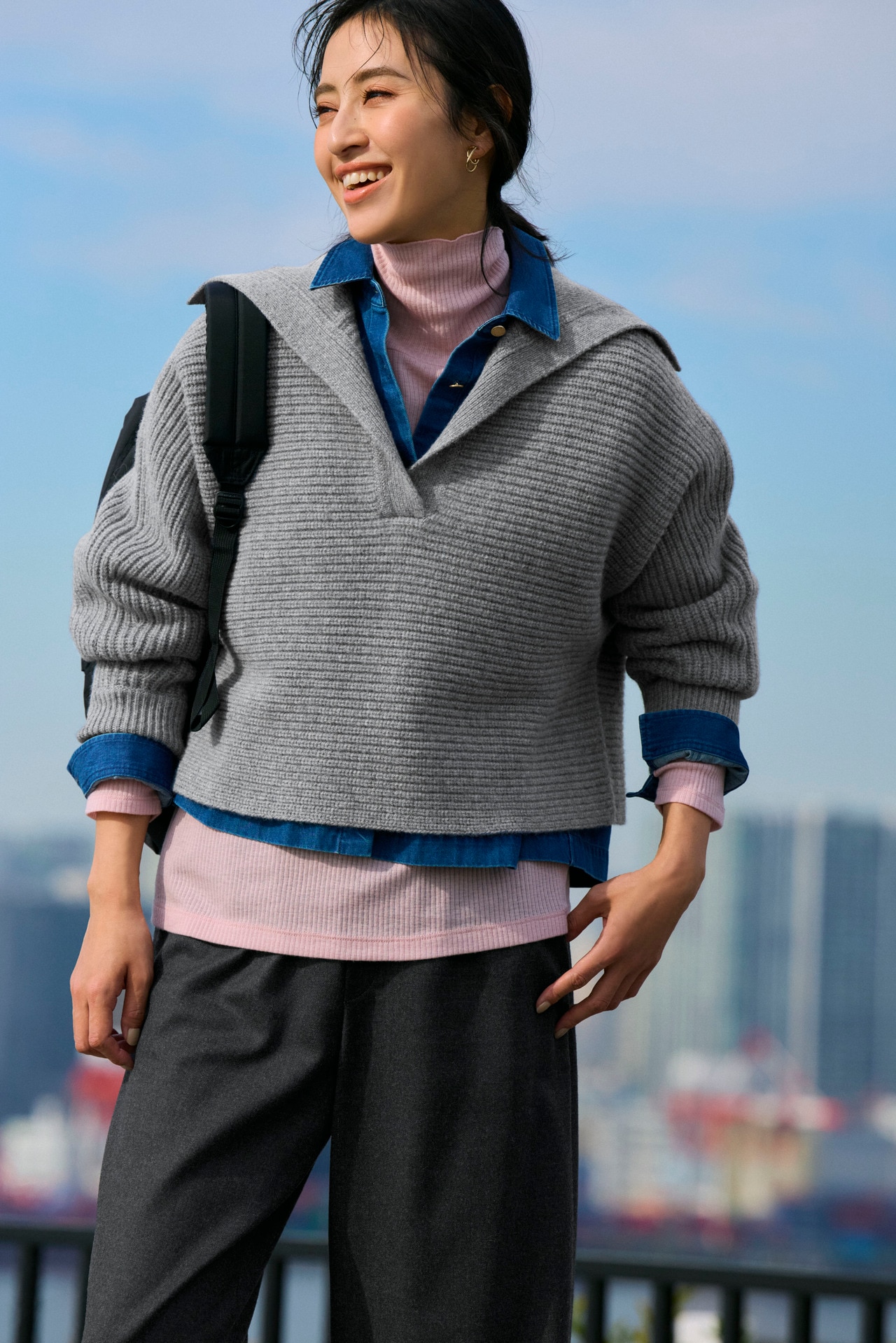 セーラー襟ニット