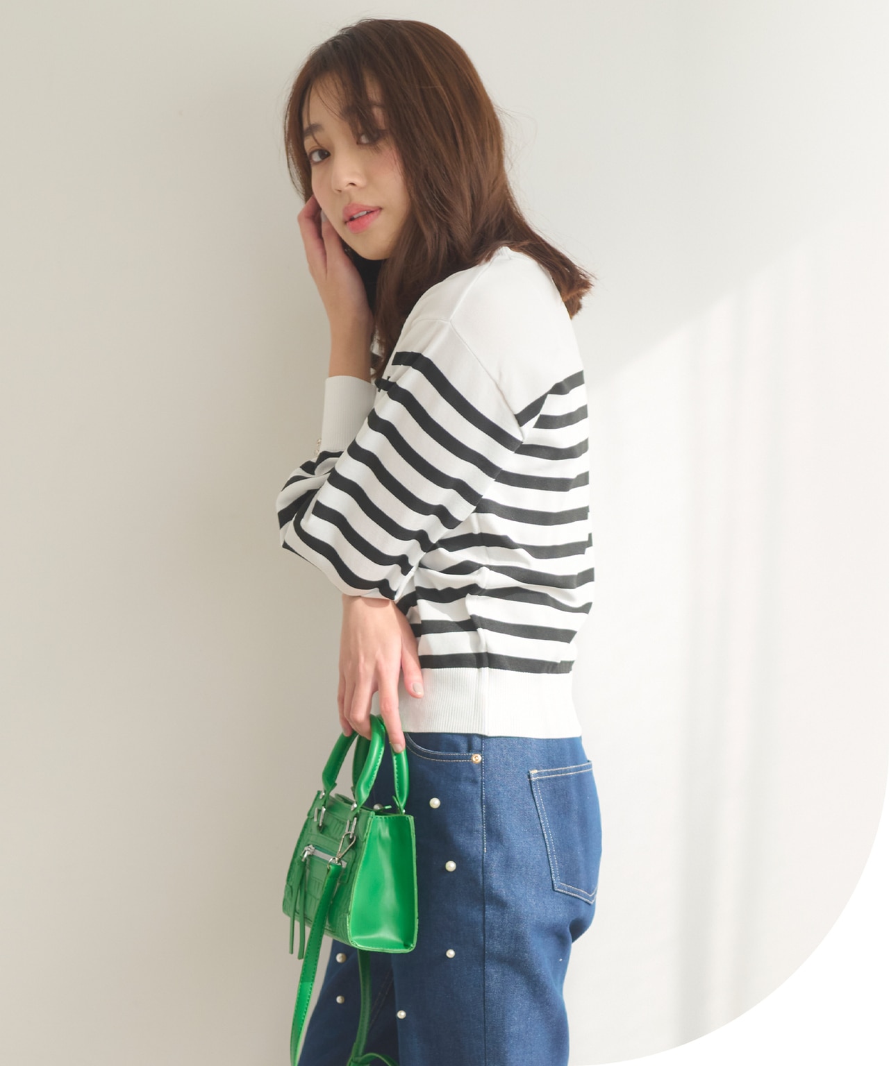 ビジューポイント ニット