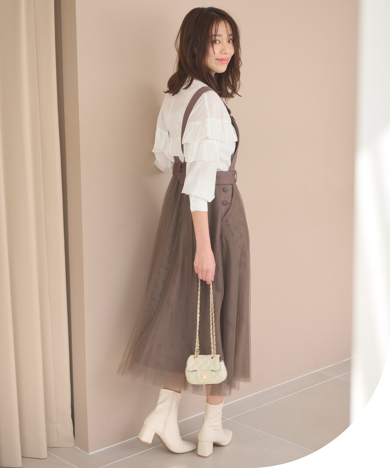 フリル ブラウス