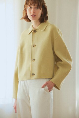 Short Coat ショートコートで 軽やかに、暖かく