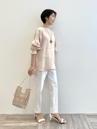 【ジメッとした日も快適に】Tシャツ感覚のリネンブラウス